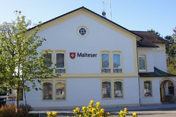 Außenansicht des Gebäudes der Malteser in Memmingen